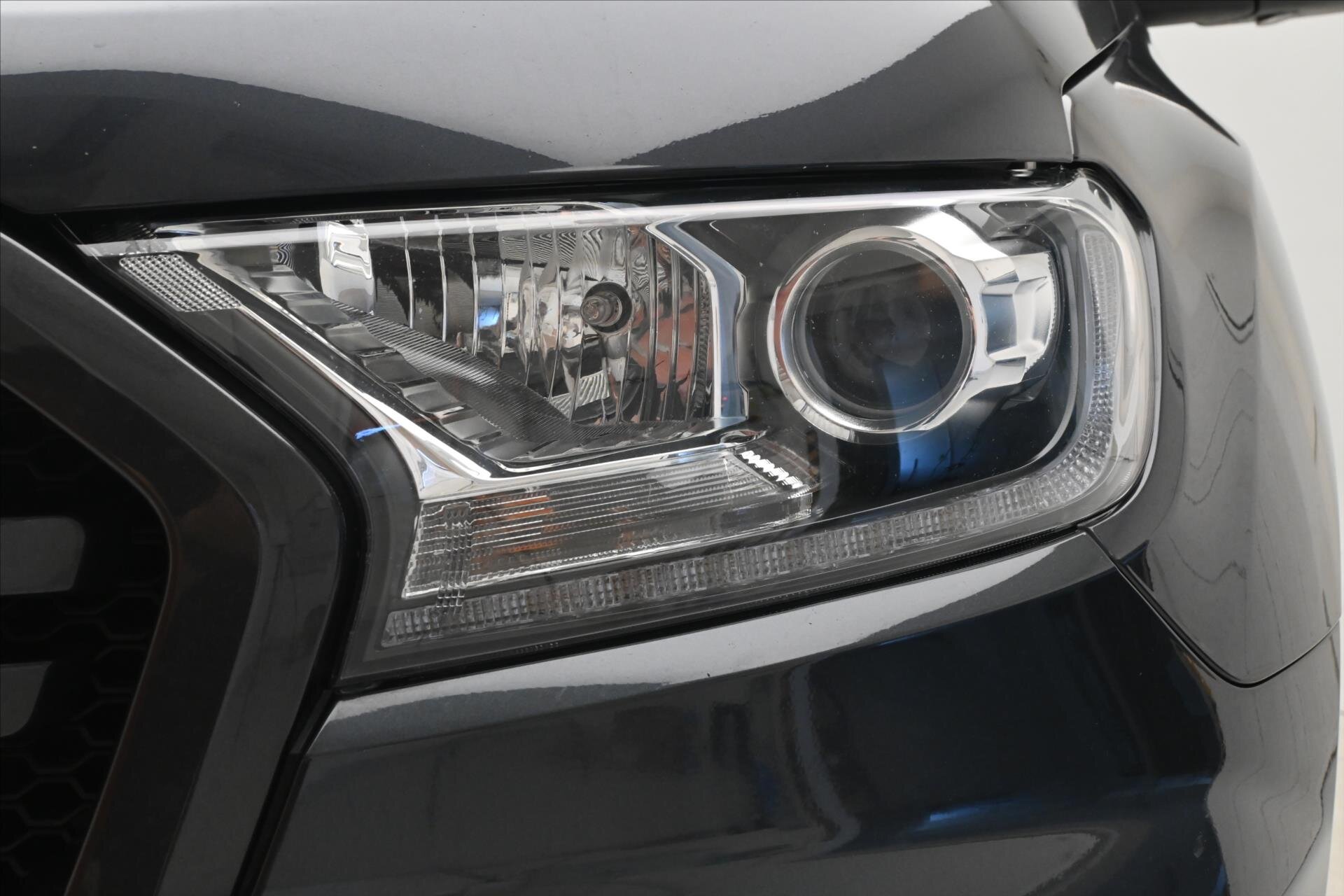 Ford Ranger Pick-up 2,0 l 156 kw