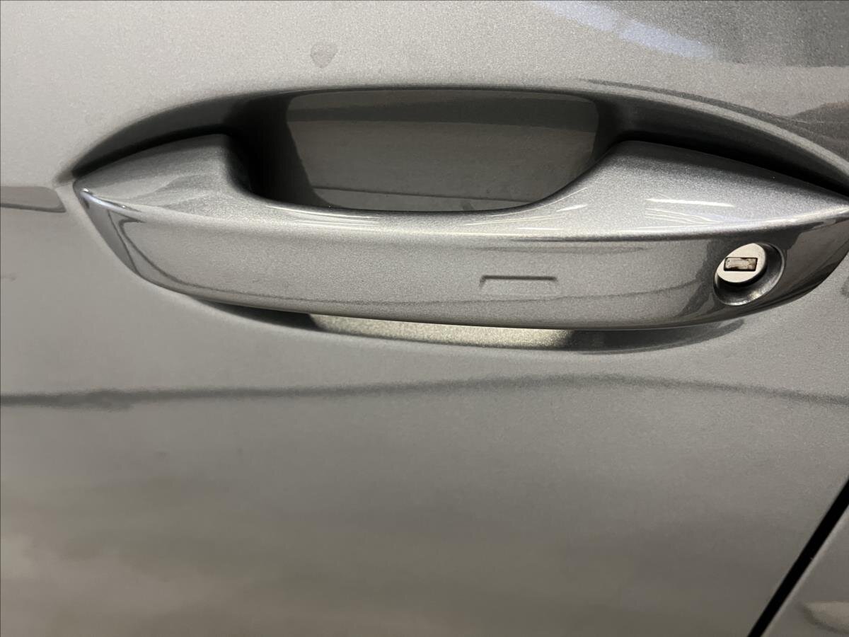 Škoda Superb Kombi 2,0 l 110 kw