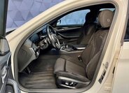 BMW Řada 5 Kombi 3,0 l 210 kw