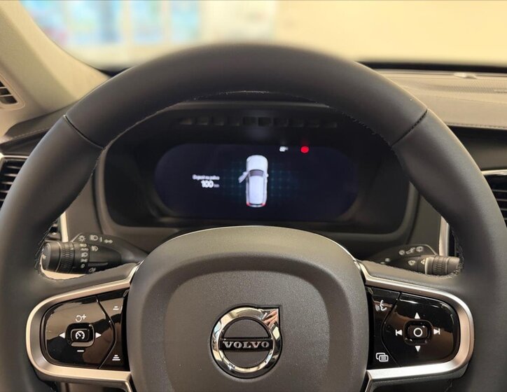 Volvo XC90 SUV 2,0 l 173 kw