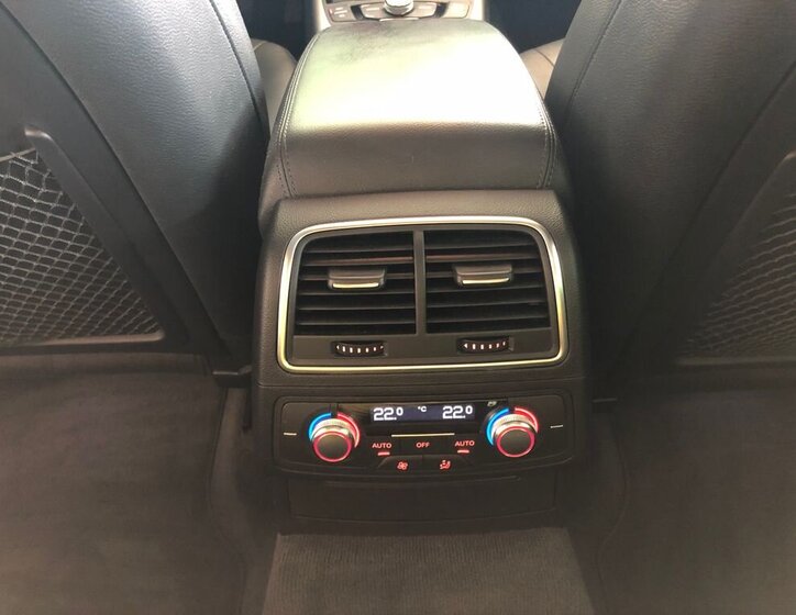 Audi A6 Sedan 3,0 l 150 kw