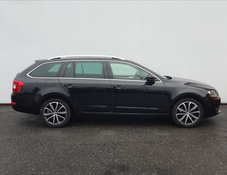 Škoda Octavia 22