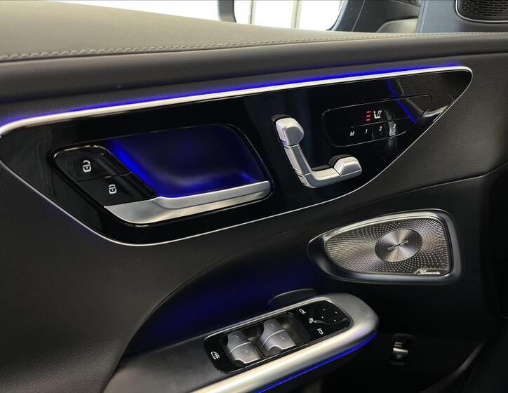 Mercedes-Benz Třídy C 12