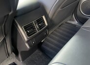 Lexus NX 300h CUV / Crossover 2,5 l 145 kw