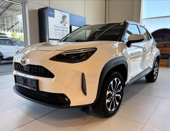 Toyota Yaris Cross 3