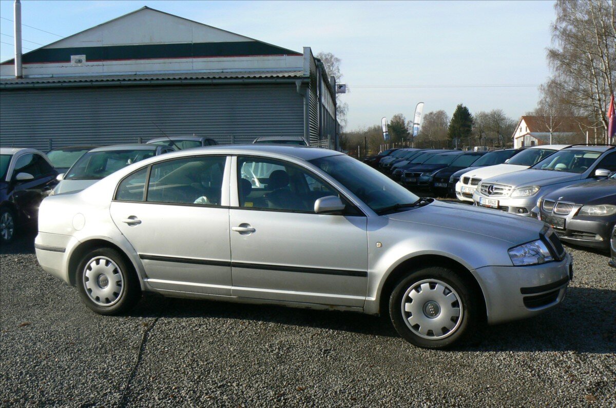 Škoda Superb Sedan 1,9 l 74 kw