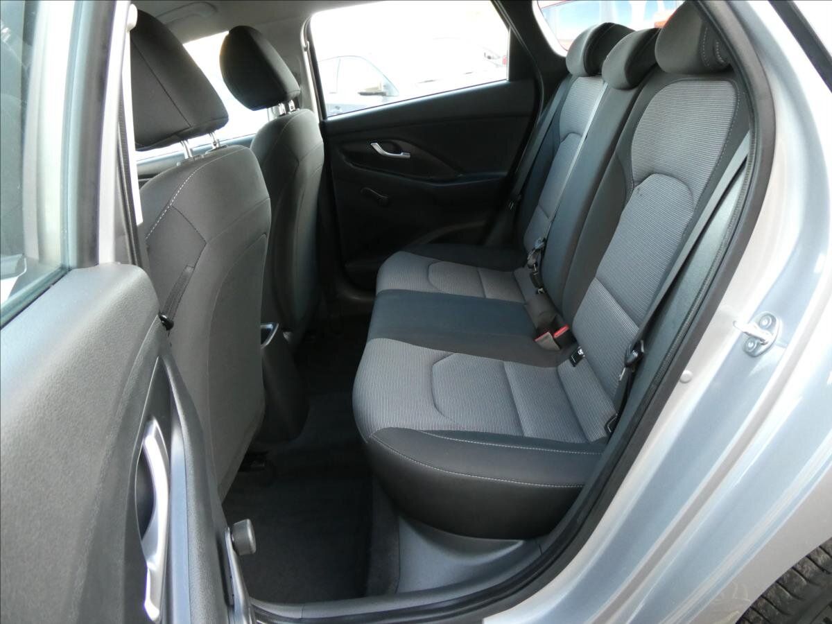 Hyundai i30 Kombi 1,5 l 103 kw