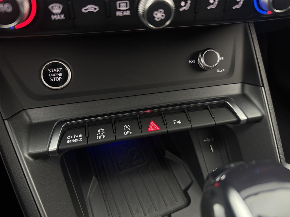 Audi Q3 SUV / Terénní 2,0 l 147 kw