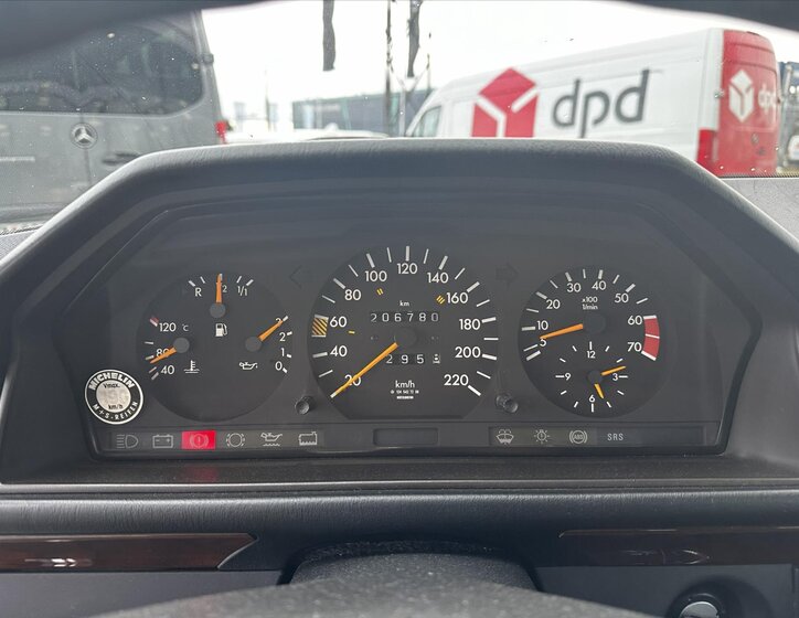 Mercedes-Benz 124 Kupé 1,9 l 100 kw