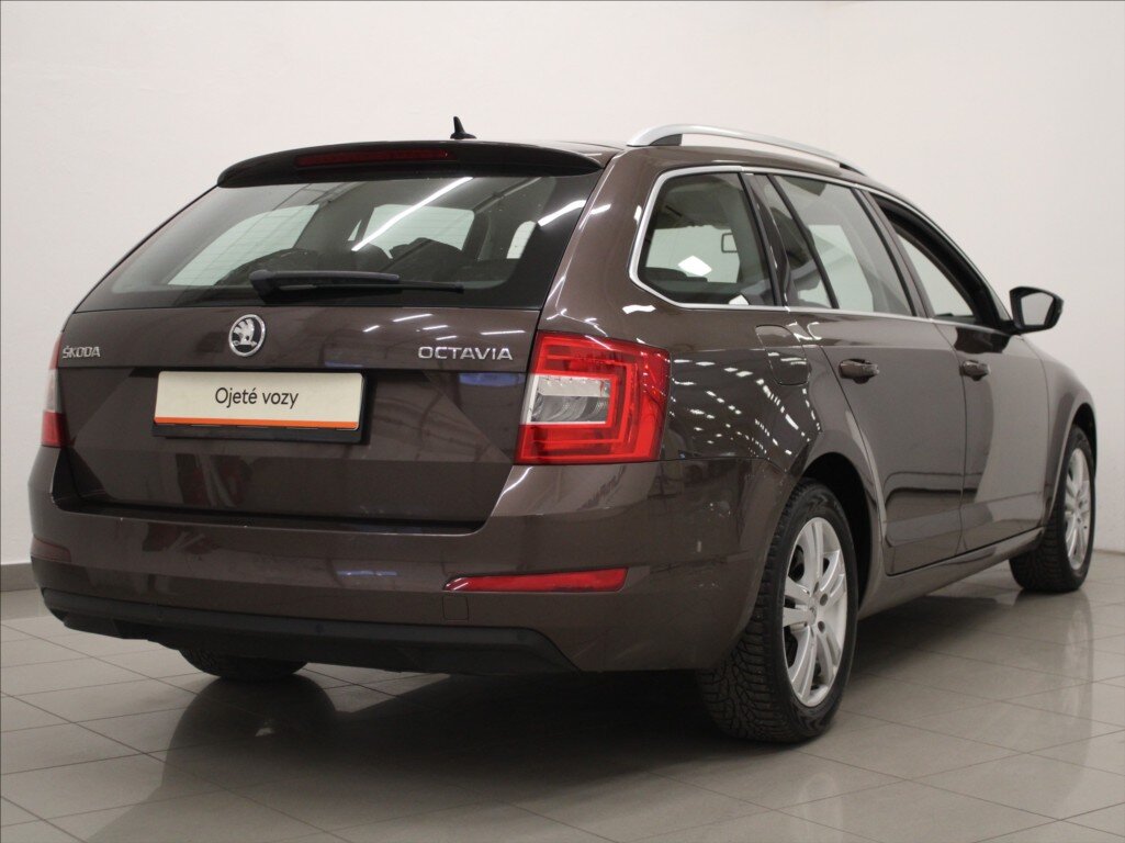 Škoda Octavia Kombi 2,0 l 110 kw