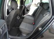 Volkswagen Golf Kombi 1,6 l 81 kw