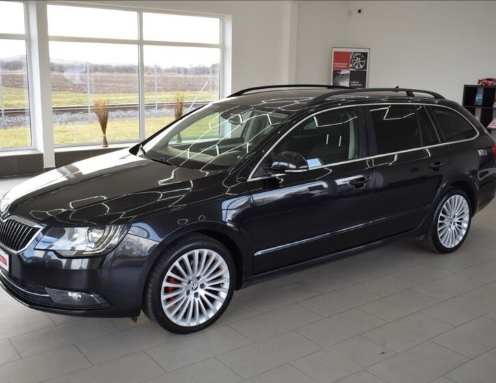 Škoda Superb 1