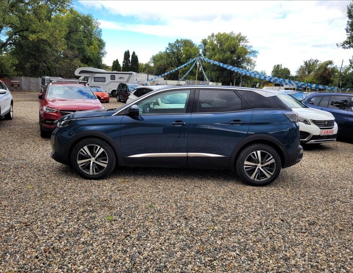 Peugeot 3008 SUV / Terénní 1,5 l 96 kw