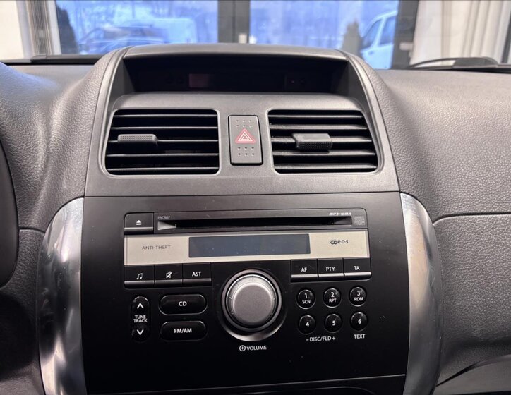 Suzuki SX4 Hatchback 1,6 l 79 kw