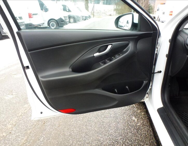 Hyundai i30 Hatchback 998,0 88 kw