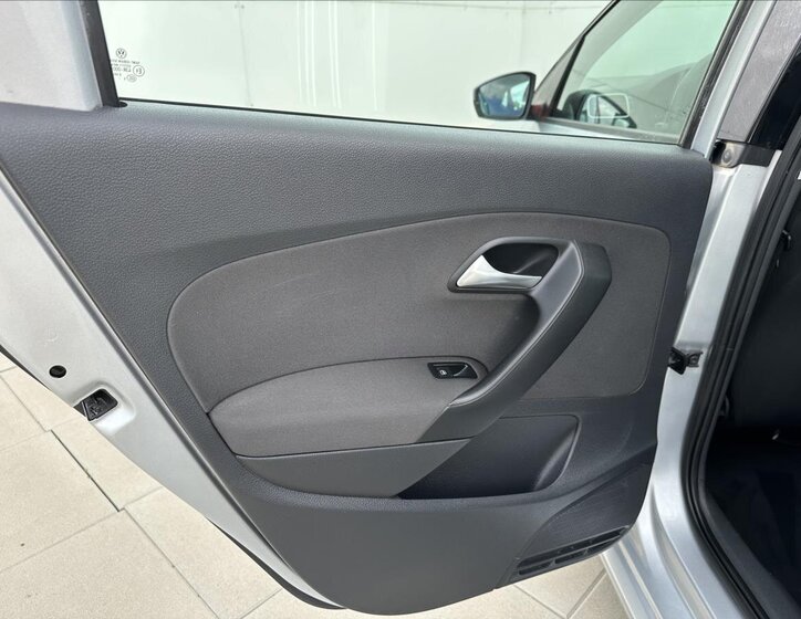 Volkswagen Polo Hatchback 1,6 l 66 kw