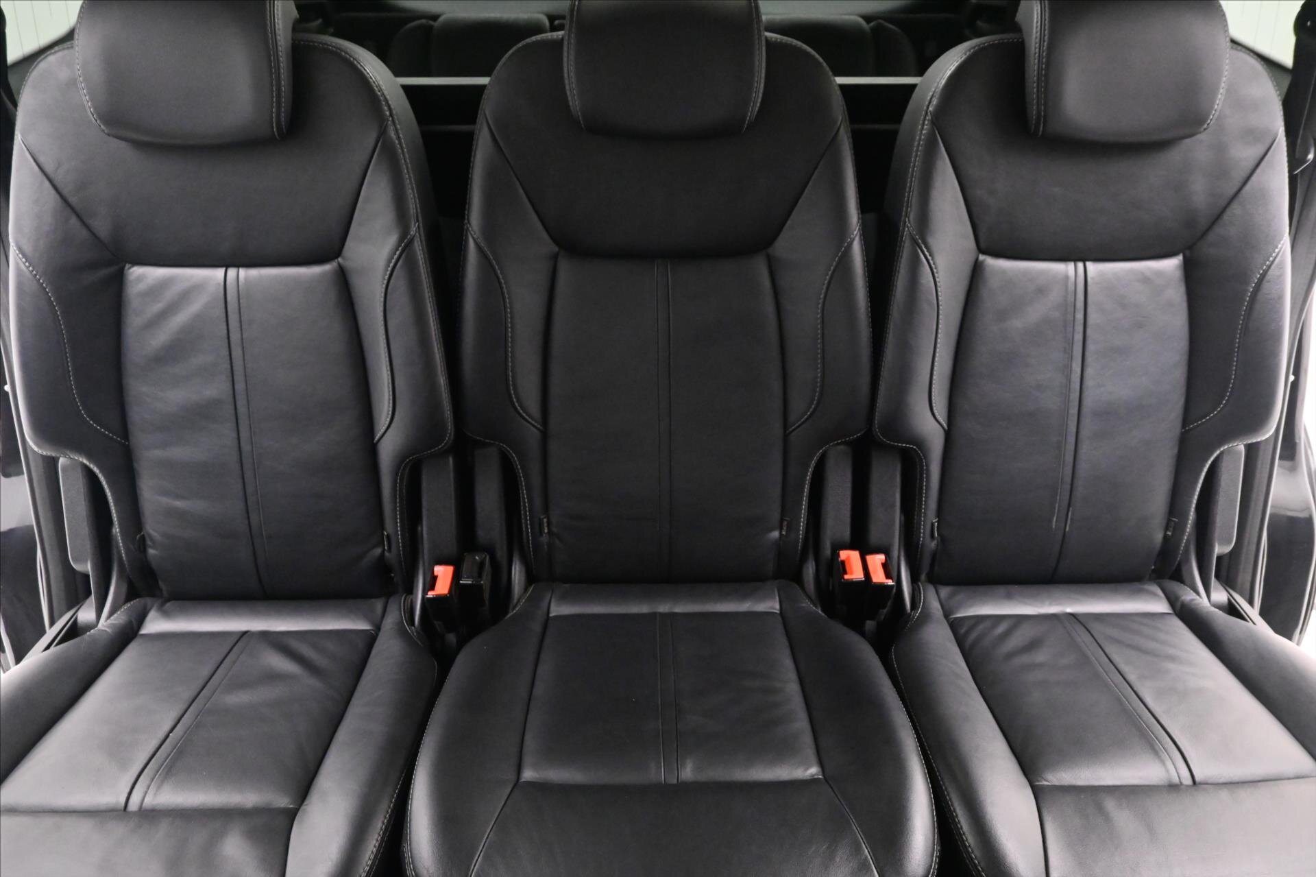 Ford S-MAX MPV 2,0 l 100 kw
