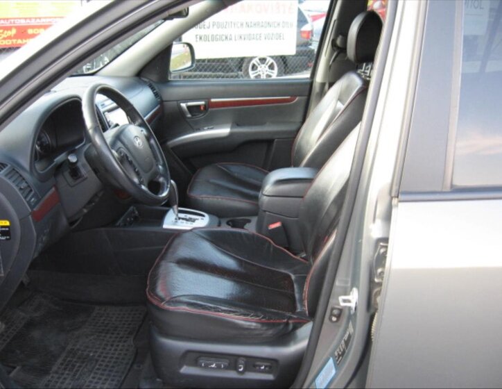 Hyundai Santa Fe MPV 2,2 l 114 kw