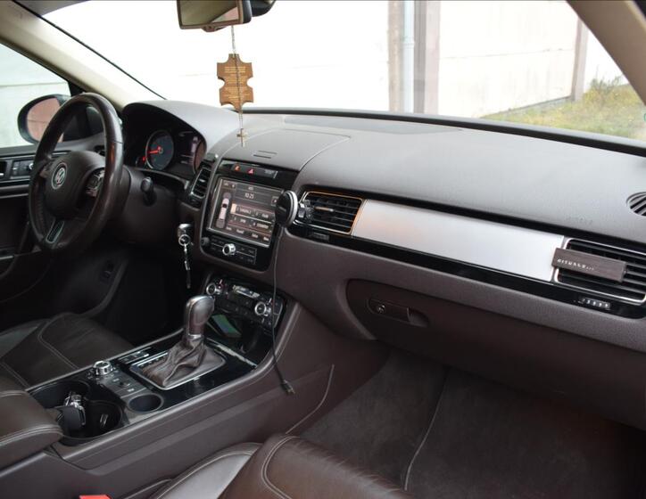 Volkswagen Touareg 20