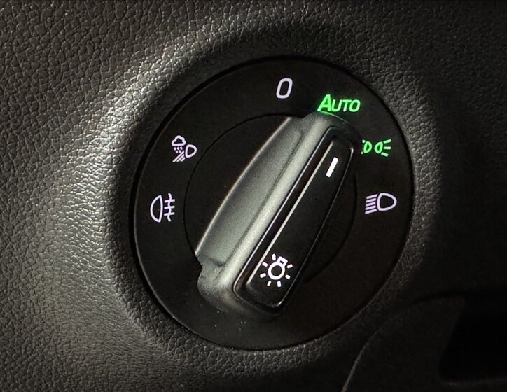 Škoda Karoq SUV / Terénní 2,0 l 85 kw