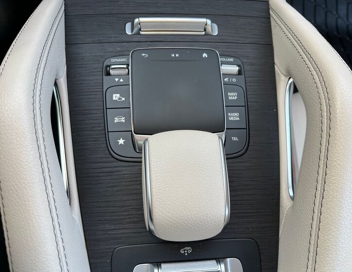 Mercedes-Benz GLS 26