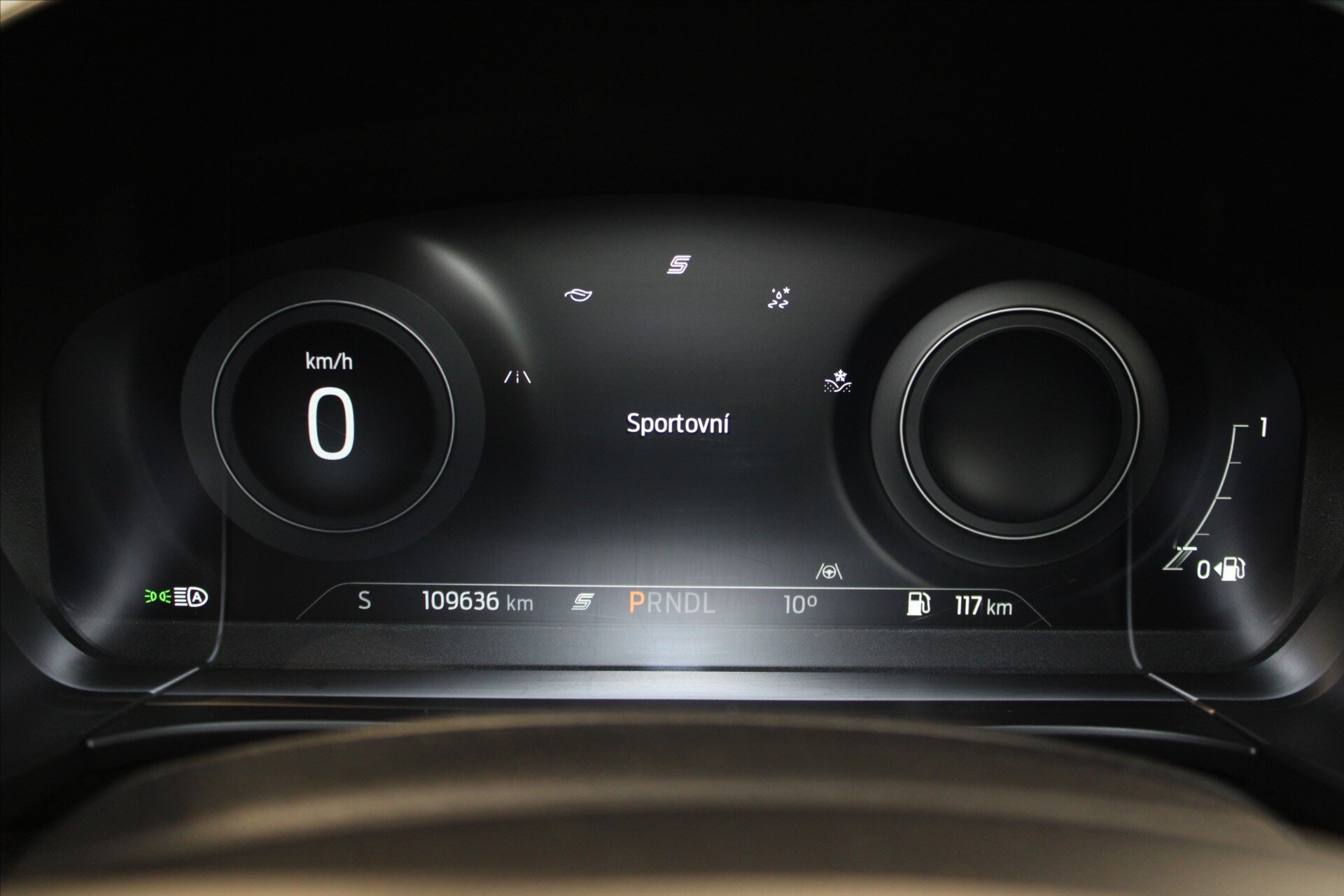 Ford Kuga SUV / Terénní 2,0 l 140 kw