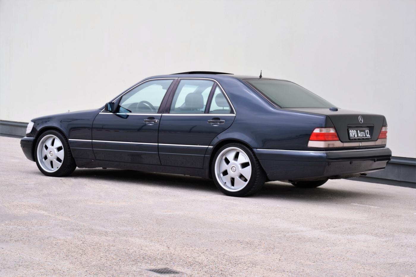 Mercedes-Benz Třídy S Sedan 3,0 l 130 kw