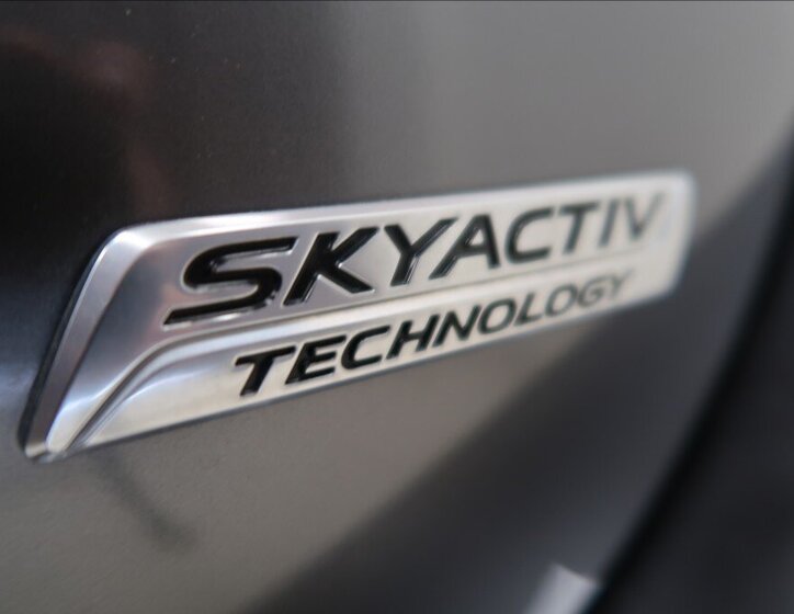 Mazda 6 Sedan / Limuzína 2,5 l 143 kw