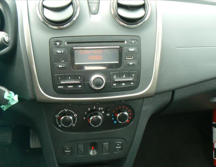 Dacia Sandero 12