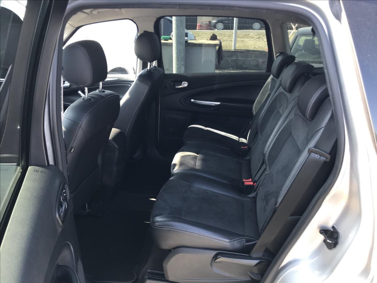 Ford S-MAX Kombi 2,2 l 129 kw