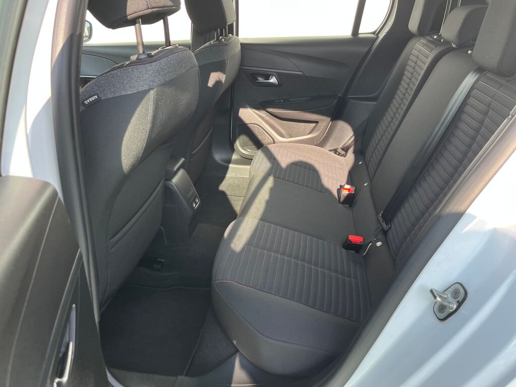 Peugeot 208 Hatchback 1,2 l 74 kw