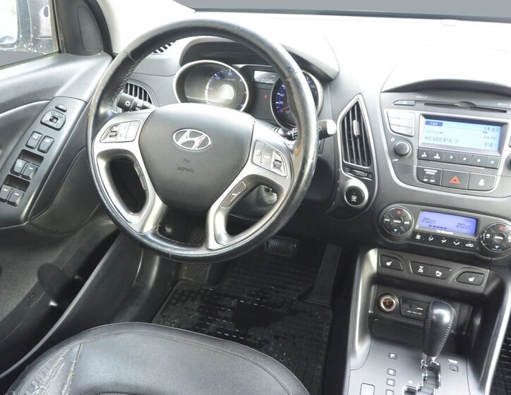 Hyundai ix35 SUV / Terénní 2,0 l 100 kw