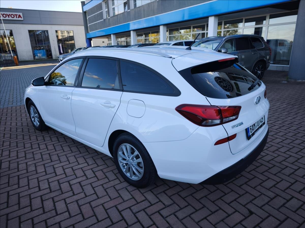 Hyundai i30 Kombi 998,0 88 kw