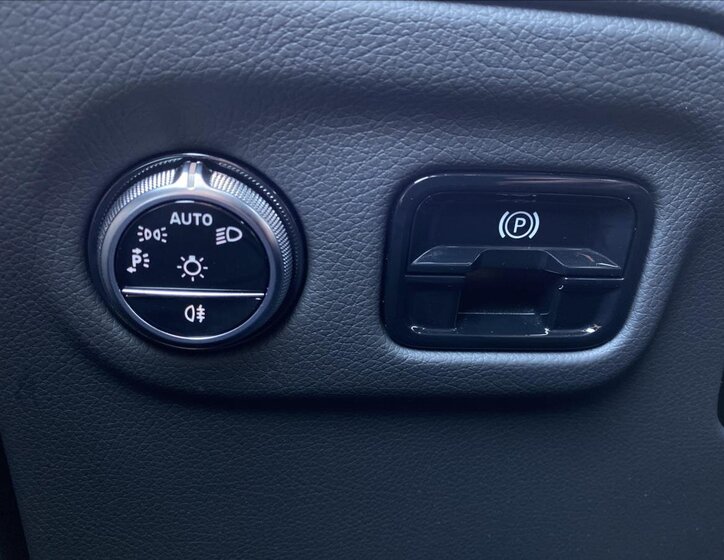 Mercedes-Benz EQE SUV 0,0 300 kw