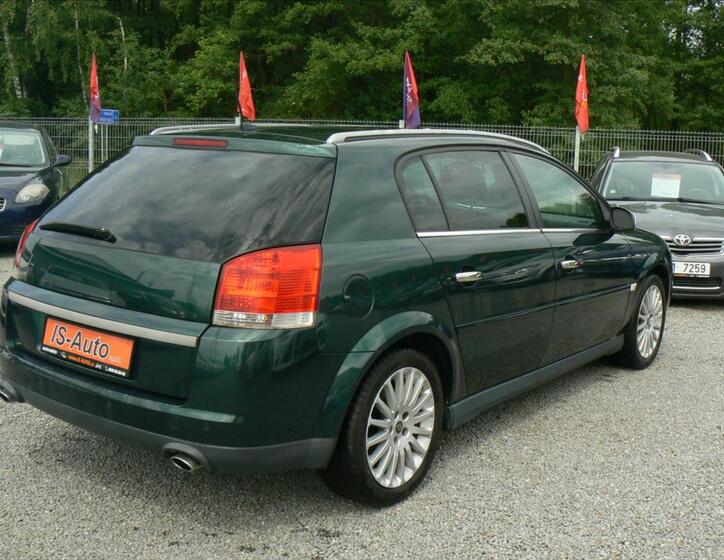Opel Signum 4