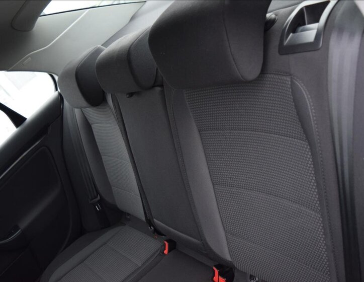 Volkswagen Jetta Kombi 1,4 l 90 kw