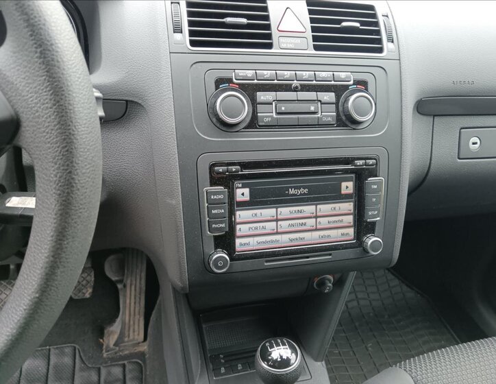 Volkswagen Touran Kombi 1,5 l 77 kw