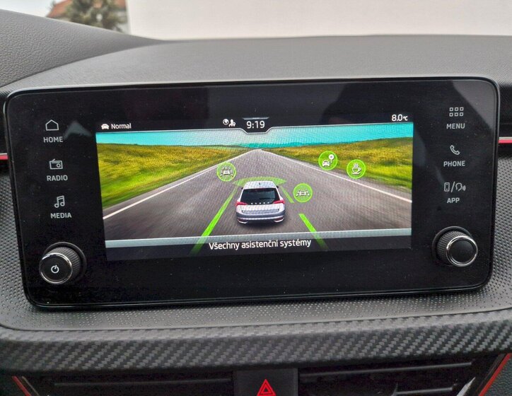 Škoda Scala Hatchback 1,0 l 85 kw