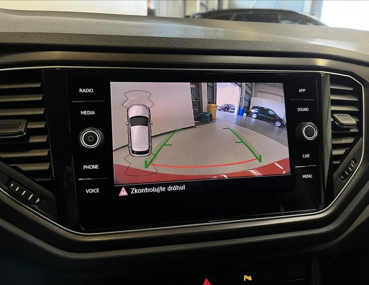 Volkswagen T-Roc SUV 1,5 l 110 kw