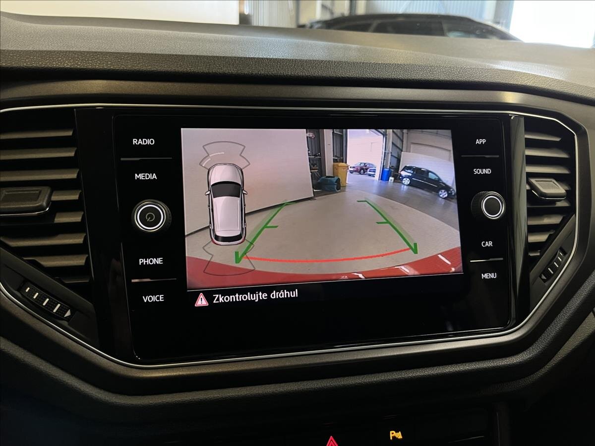 Volkswagen T-Roc SUV 1,5 l 110 kw