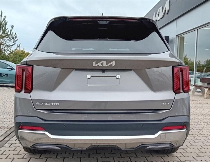 KIA Sorento 5