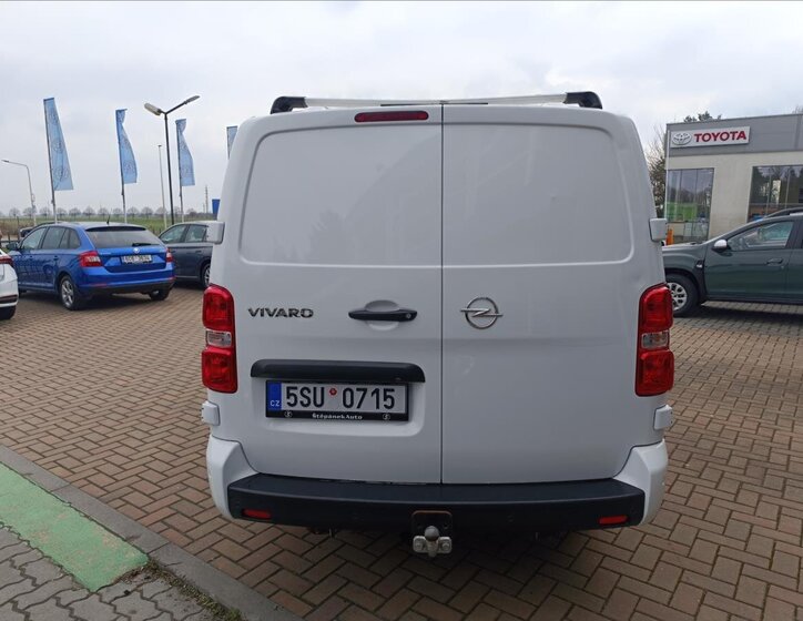 Opel Vivaro MPV 2,0 l 106 kw