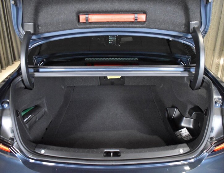 Volvo S90 Sedan 2,0 l 335 kw