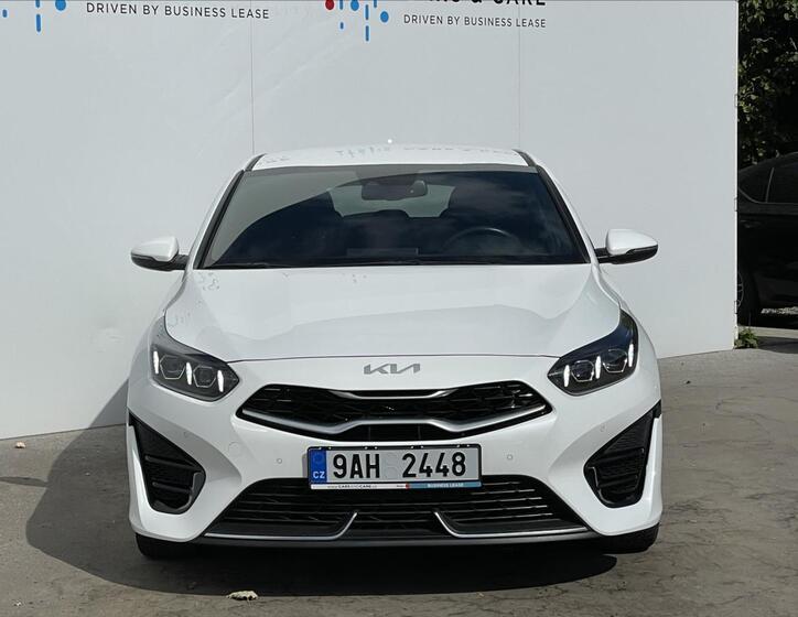 KIA ProCeed 21