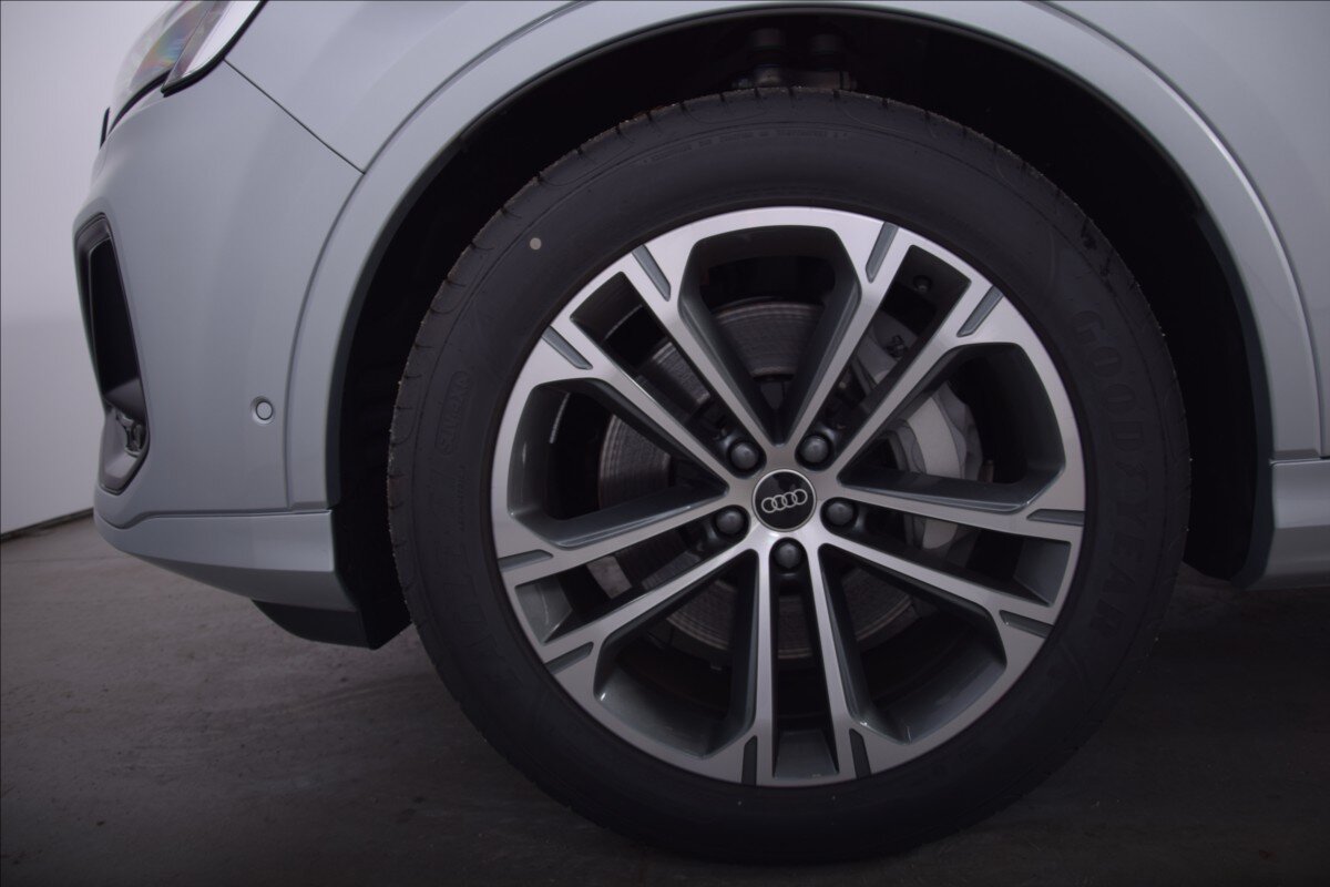 Audi Q7 SUV 3,0 l 210 kw