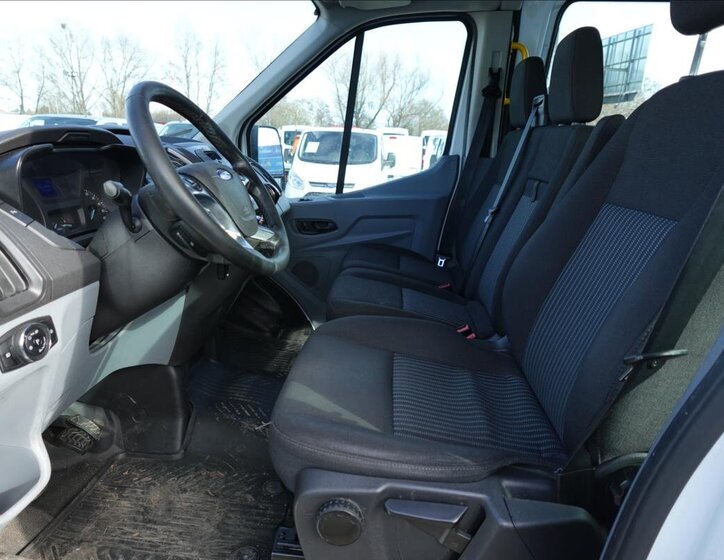 Ford Transit Ostatní 2,0 l 96 kw