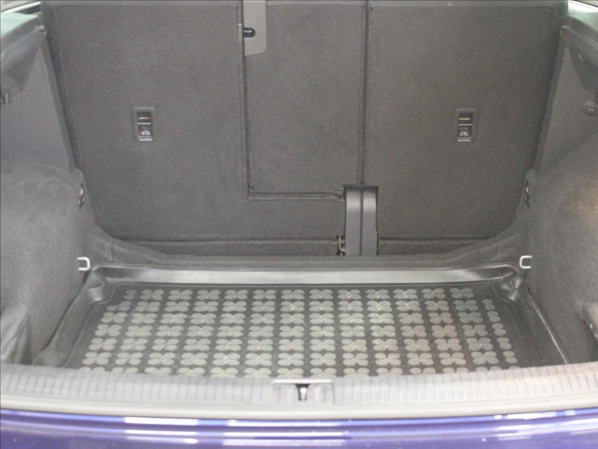 Volkswagen Tiguan SUV / Terénní 2,0 l 110 kw