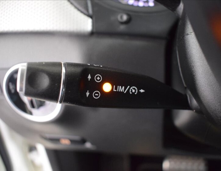 Mercedes-Benz Třídy B Hatchback 1,5 l 80 kw