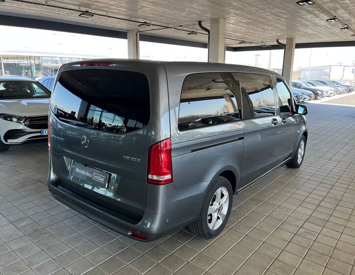 Mercedes-Benz Vito 5