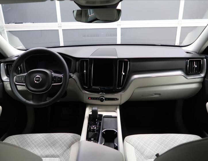 Volvo XC60 13